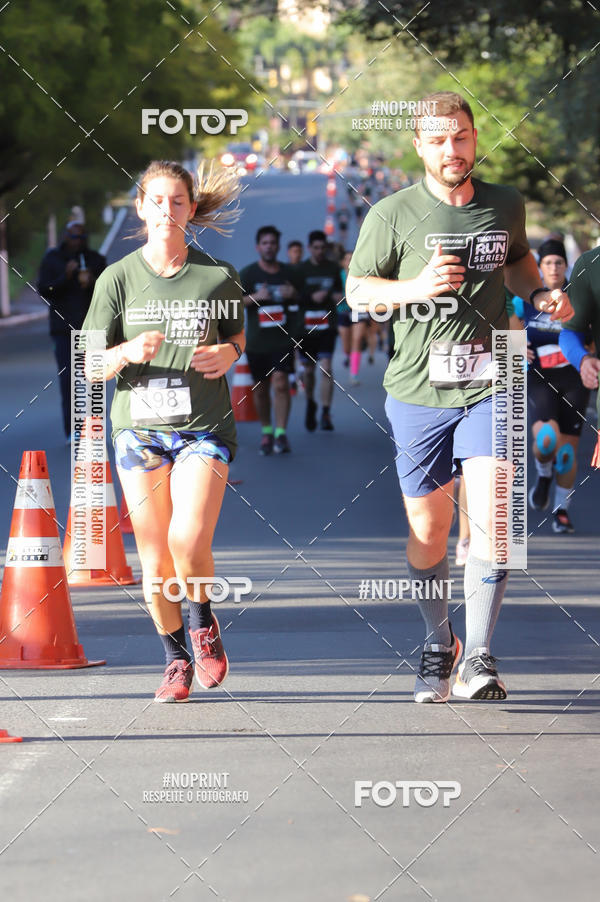 Buy your photos of the eventSANTANDER TRACK&FIELD RUN SERIES - Iguatemi Porto Alegre on Fotop