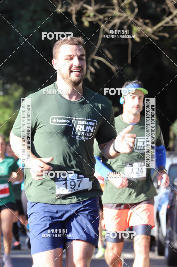 Buy your photos of the eventSANTANDER TRACK&FIELD RUN SERIES - Iguatemi Porto Alegre on Fotop