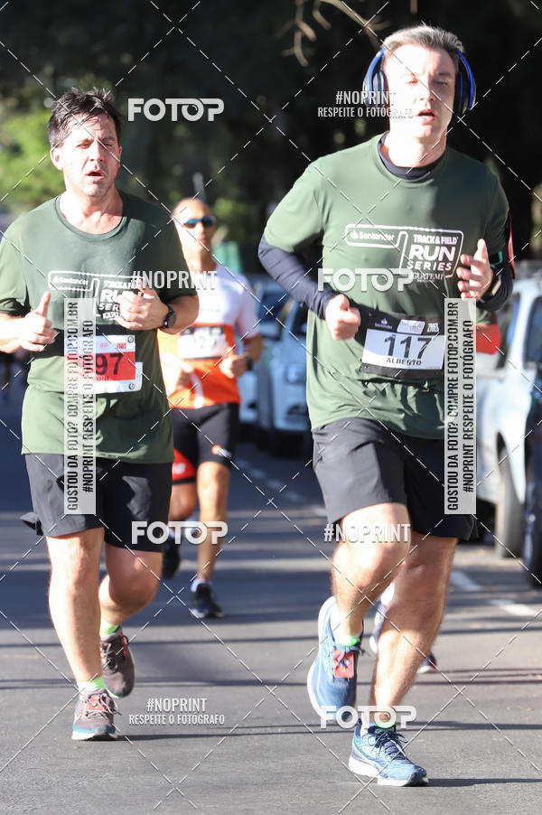 Buy your photos of the eventSANTANDER TRACK&FIELD RUN SERIES - Iguatemi Porto Alegre on Fotop