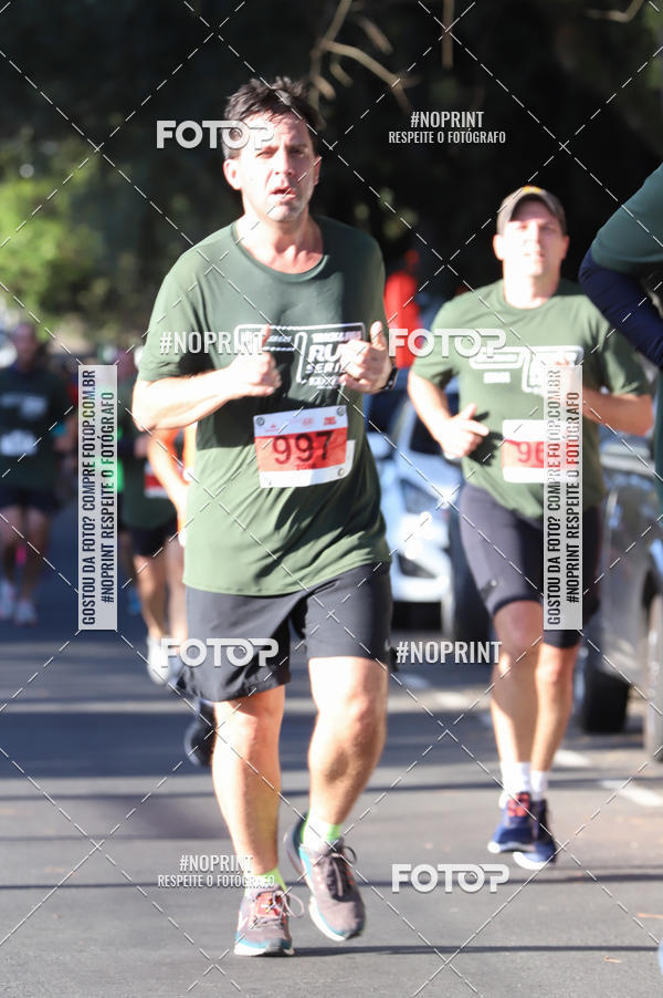 Buy your photos of the eventSANTANDER TRACK&FIELD RUN SERIES - Iguatemi Porto Alegre on Fotop