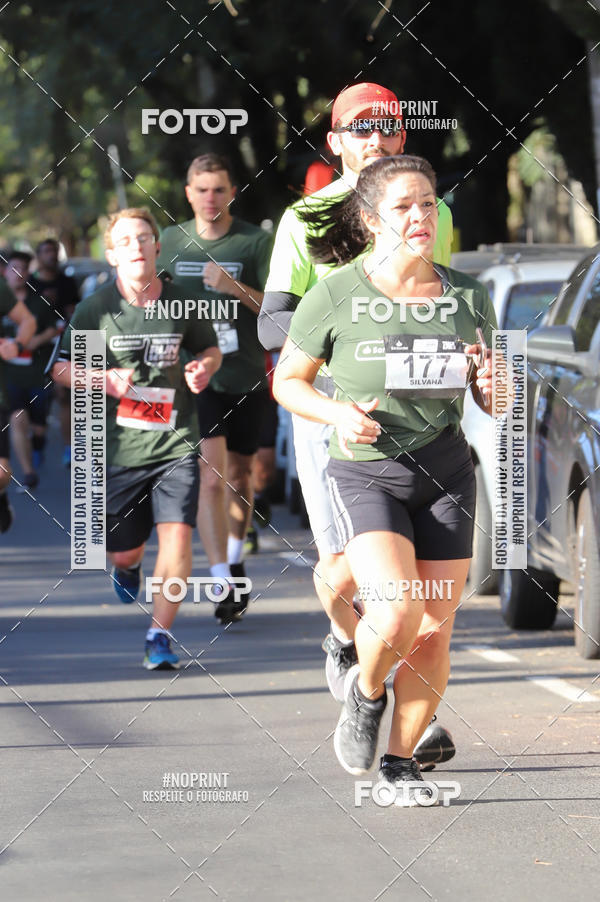 Buy your photos of the eventSANTANDER TRACK&FIELD RUN SERIES - Iguatemi Porto Alegre on Fotop