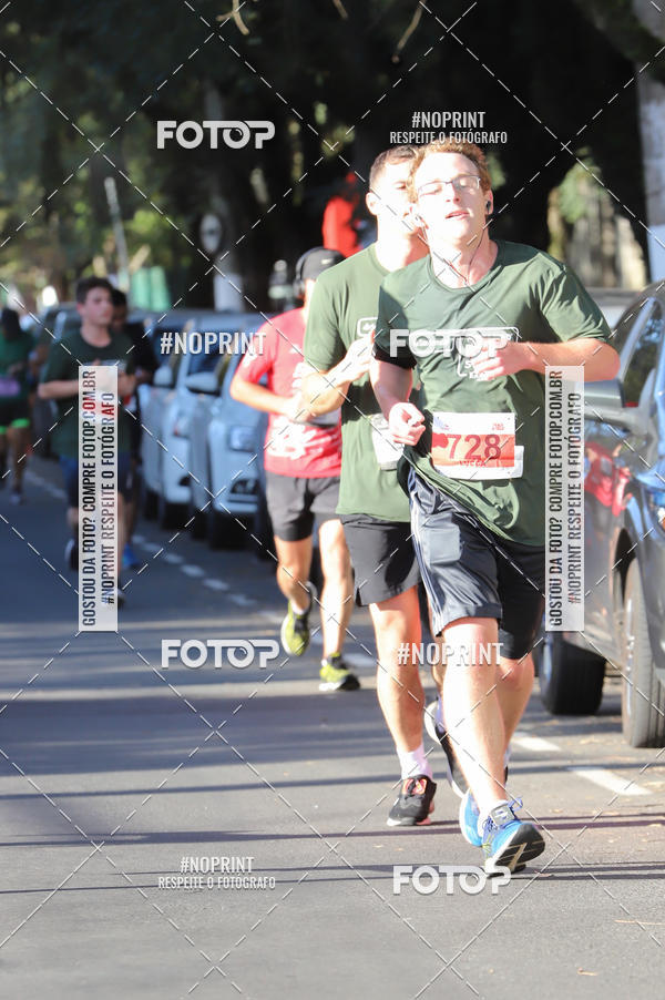 Buy your photos of the eventSANTANDER TRACK&FIELD RUN SERIES - Iguatemi Porto Alegre on Fotop
