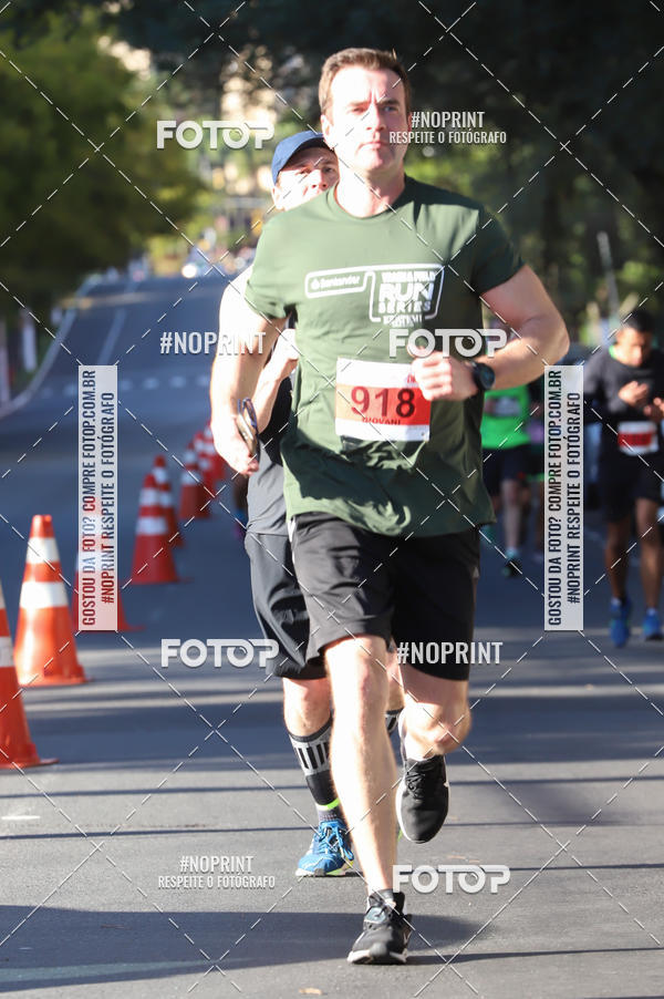 Buy your photos of the eventSANTANDER TRACK&FIELD RUN SERIES - Iguatemi Porto Alegre on Fotop