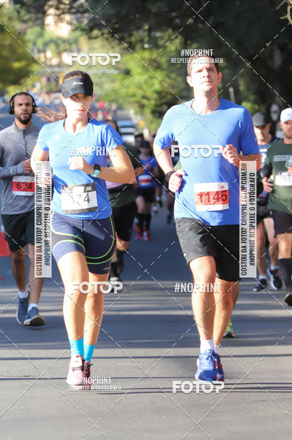 Buy your photos of the eventSANTANDER TRACK&FIELD RUN SERIES - Iguatemi Porto Alegre on Fotop