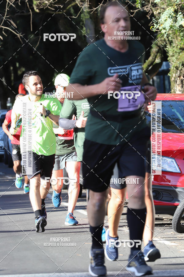 Buy your photos of the eventSANTANDER TRACK&FIELD RUN SERIES - Iguatemi Porto Alegre on Fotop