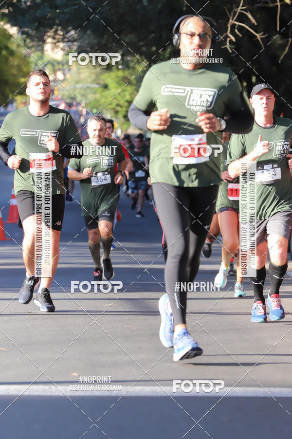 Buy your photos of the eventSANTANDER TRACK&FIELD RUN SERIES - Iguatemi Porto Alegre on Fotop