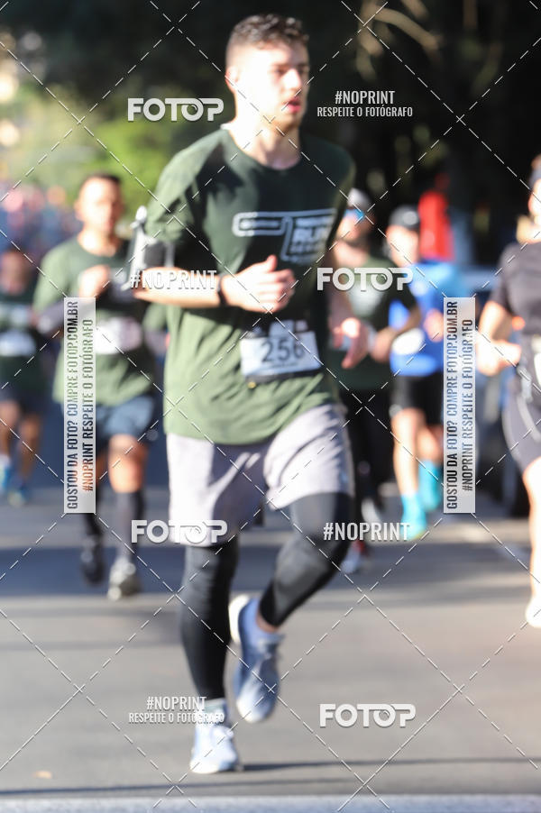 Buy your photos of the eventSANTANDER TRACK&FIELD RUN SERIES - Iguatemi Porto Alegre on Fotop