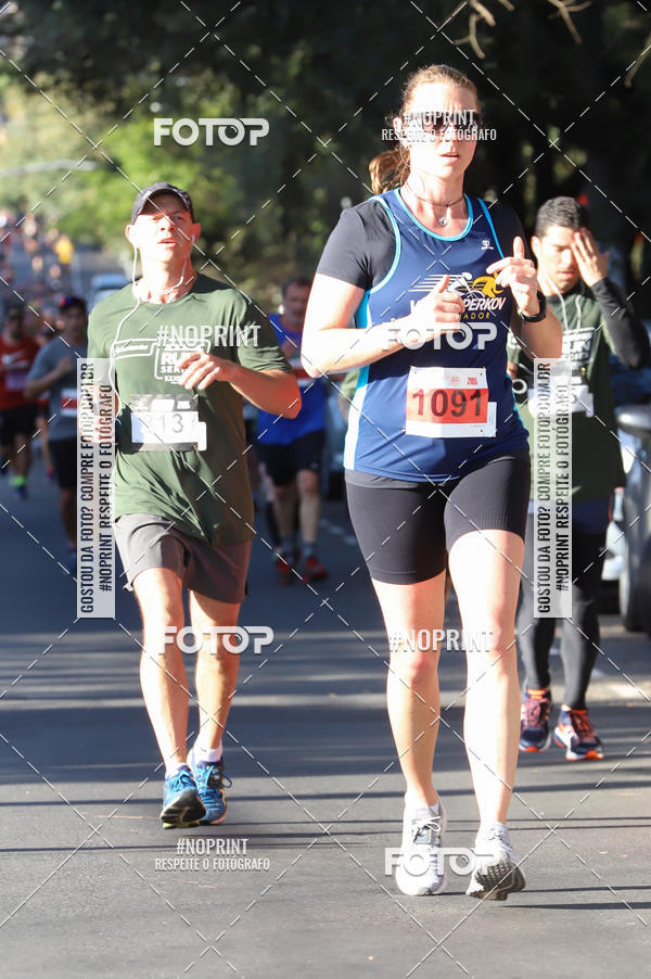 Buy your photos of the eventSANTANDER TRACK&FIELD RUN SERIES - Iguatemi Porto Alegre on Fotop