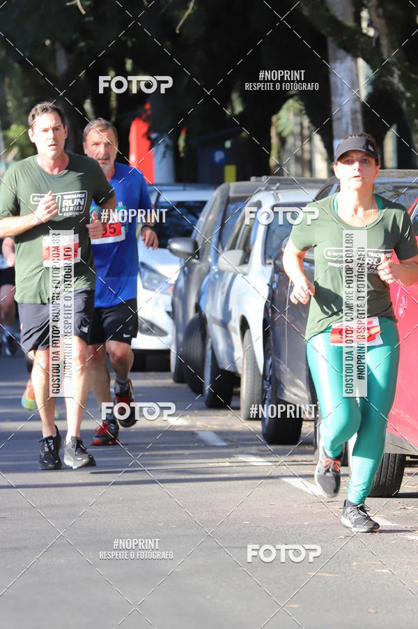 Buy your photos of the eventSANTANDER TRACK&FIELD RUN SERIES - Iguatemi Porto Alegre on Fotop