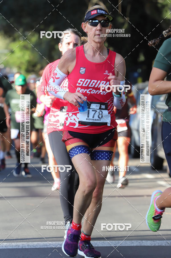 Buy your photos of the eventSANTANDER TRACK&FIELD RUN SERIES - Iguatemi Porto Alegre on Fotop