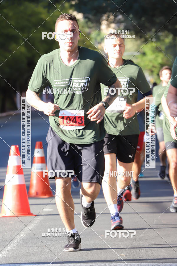 Buy your photos of the eventSANTANDER TRACK&FIELD RUN SERIES - Iguatemi Porto Alegre on Fotop