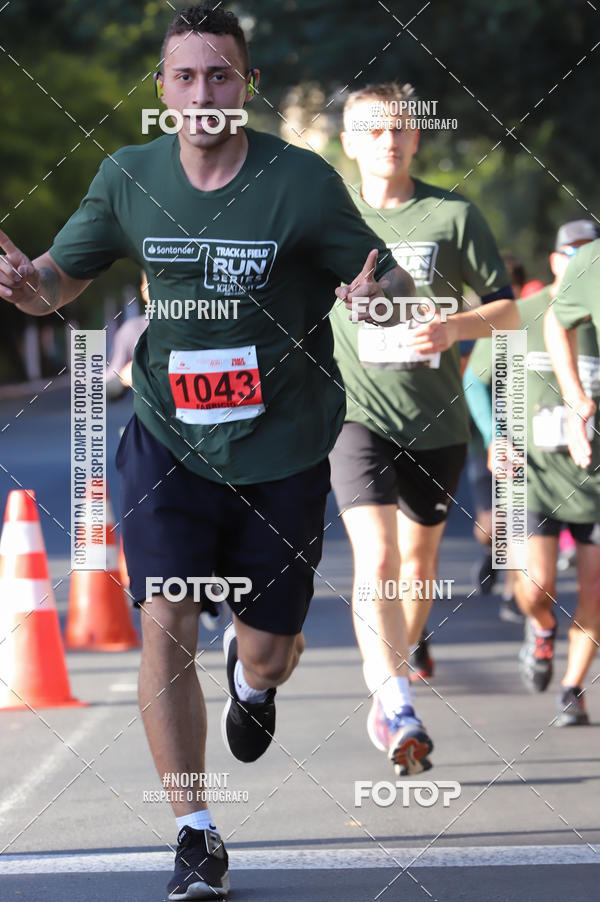 Buy your photos of the eventSANTANDER TRACK&FIELD RUN SERIES - Iguatemi Porto Alegre on Fotop