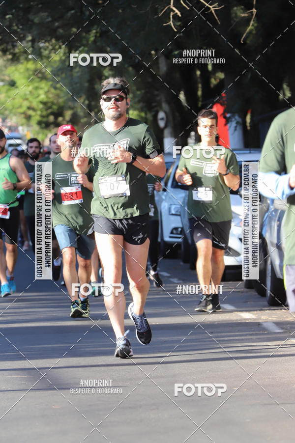 Buy your photos of the eventSANTANDER TRACK&FIELD RUN SERIES - Iguatemi Porto Alegre on Fotop