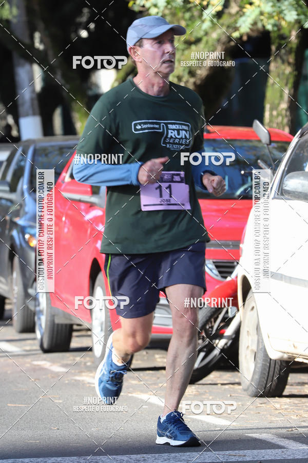Buy your photos of the eventSANTANDER TRACK&FIELD RUN SERIES - Iguatemi Porto Alegre on Fotop