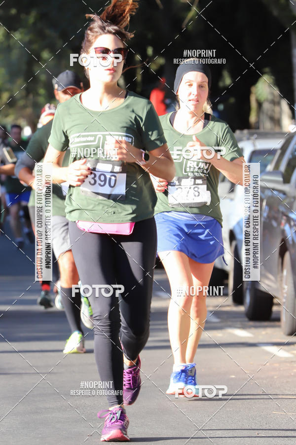 Buy your photos of the eventSANTANDER TRACK&FIELD RUN SERIES - Iguatemi Porto Alegre on Fotop