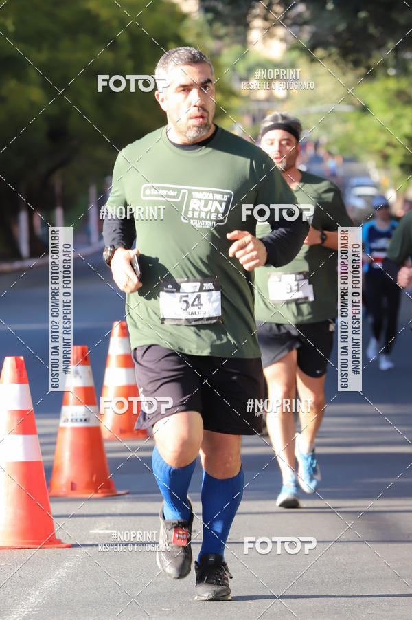 Buy your photos of the eventSANTANDER TRACK&FIELD RUN SERIES - Iguatemi Porto Alegre on Fotop