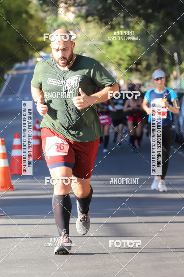 Buy your photos of the eventSANTANDER TRACK&FIELD RUN SERIES - Iguatemi Porto Alegre on Fotop
