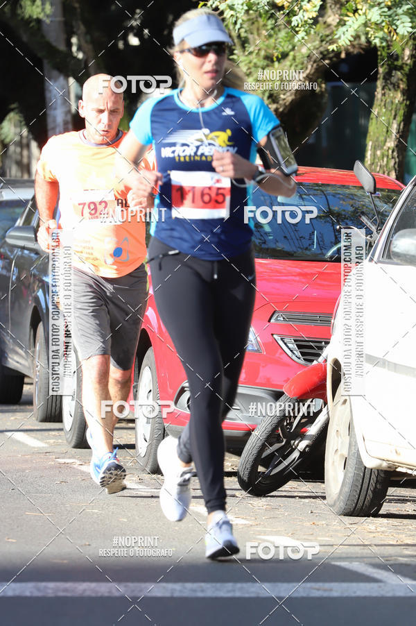 Buy your photos of the eventSANTANDER TRACK&FIELD RUN SERIES - Iguatemi Porto Alegre on Fotop