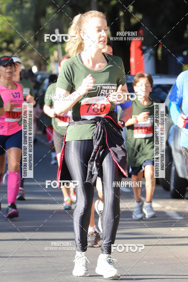 Buy your photos of the eventSANTANDER TRACK&FIELD RUN SERIES - Iguatemi Porto Alegre on Fotop