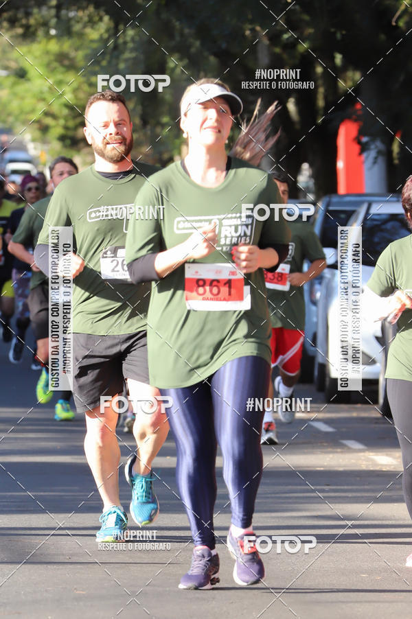 Buy your photos of the eventSANTANDER TRACK&FIELD RUN SERIES - Iguatemi Porto Alegre on Fotop