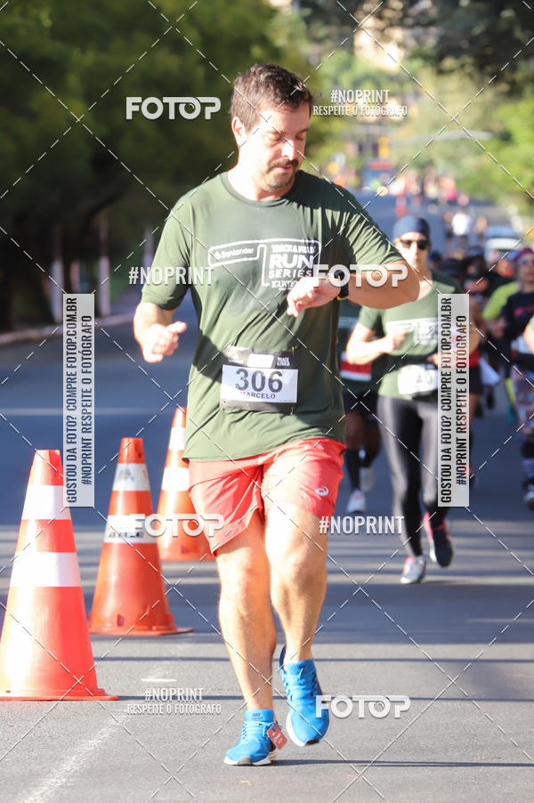 Buy your photos of the eventSANTANDER TRACK&FIELD RUN SERIES - Iguatemi Porto Alegre on Fotop
