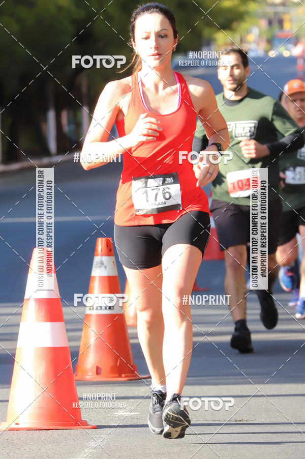 Buy your photos of the eventSANTANDER TRACK&FIELD RUN SERIES - Iguatemi Porto Alegre on Fotop