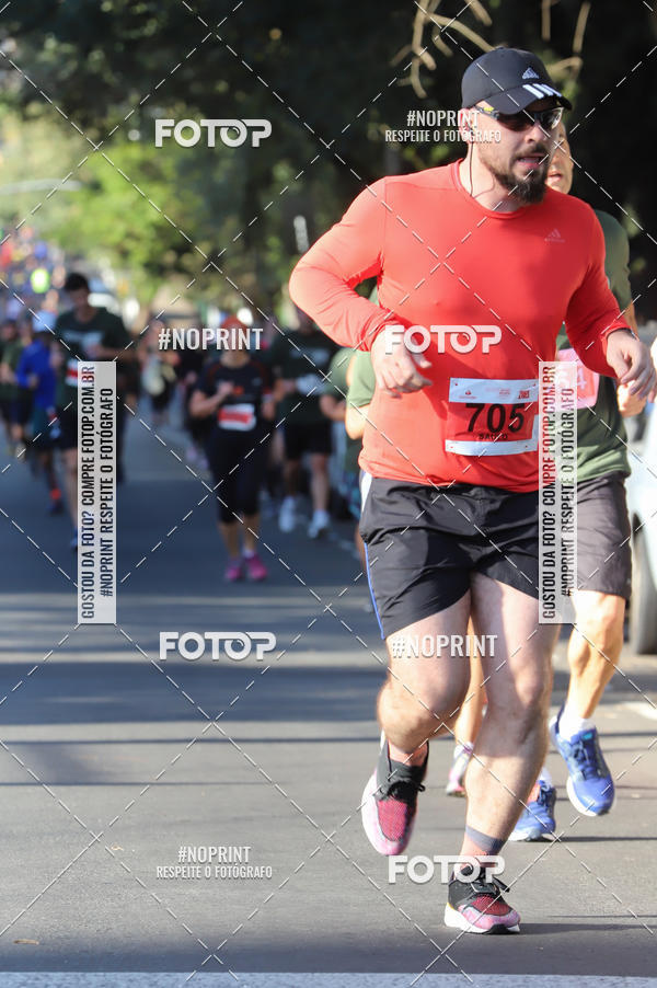Buy your photos of the eventSANTANDER TRACK&FIELD RUN SERIES - Iguatemi Porto Alegre on Fotop