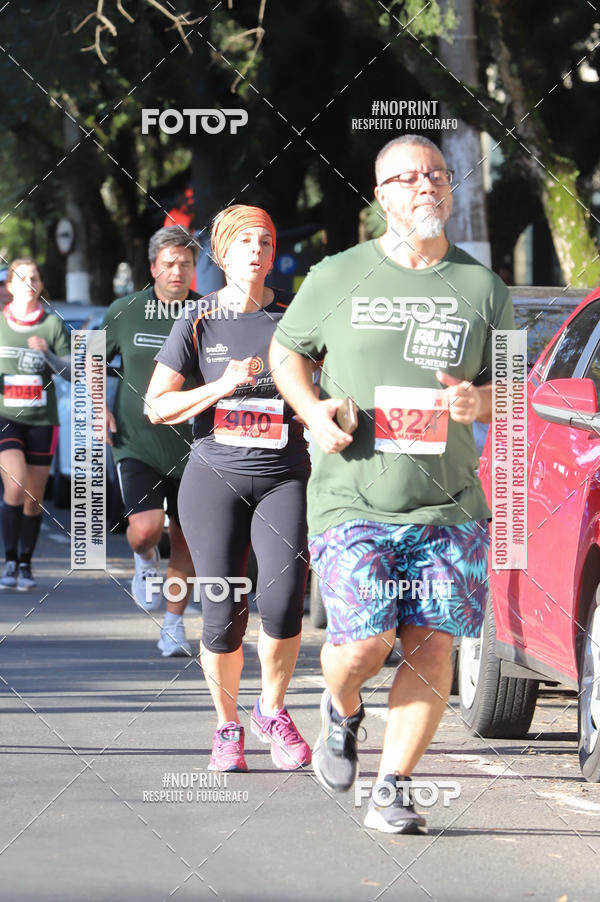Buy your photos of the eventSANTANDER TRACK&FIELD RUN SERIES - Iguatemi Porto Alegre on Fotop
