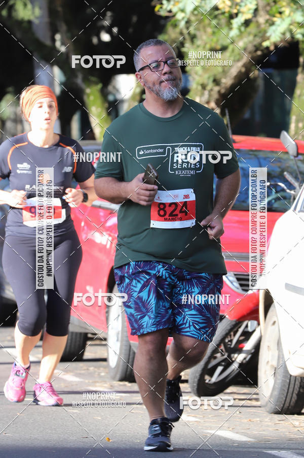 Buy your photos of the eventSANTANDER TRACK&FIELD RUN SERIES - Iguatemi Porto Alegre on Fotop