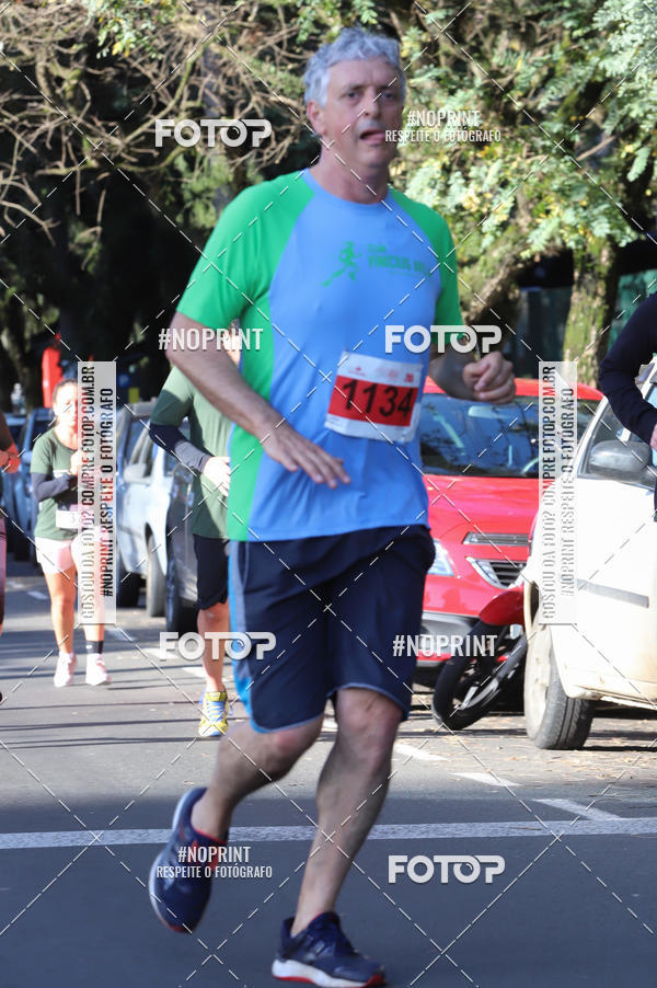Buy your photos of the eventSANTANDER TRACK&FIELD RUN SERIES - Iguatemi Porto Alegre on Fotop