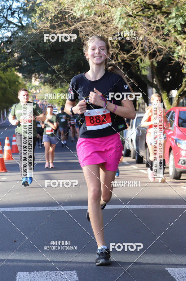 Buy your photos of the eventSANTANDER TRACK&FIELD RUN SERIES - Iguatemi Porto Alegre on Fotop