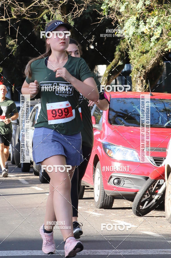 Buy your photos of the eventSANTANDER TRACK&FIELD RUN SERIES - Iguatemi Porto Alegre on Fotop