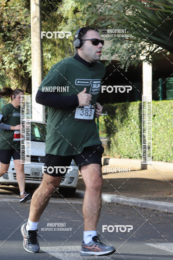 Buy your photos of the eventSANTANDER TRACK&FIELD RUN SERIES - Iguatemi Porto Alegre on Fotop