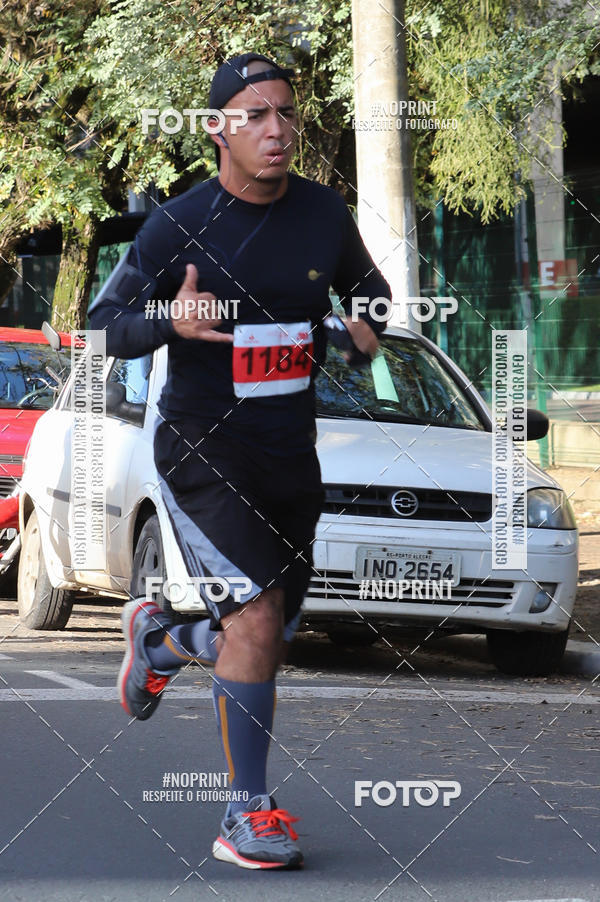 Buy your photos of the eventSANTANDER TRACK&FIELD RUN SERIES - Iguatemi Porto Alegre on Fotop