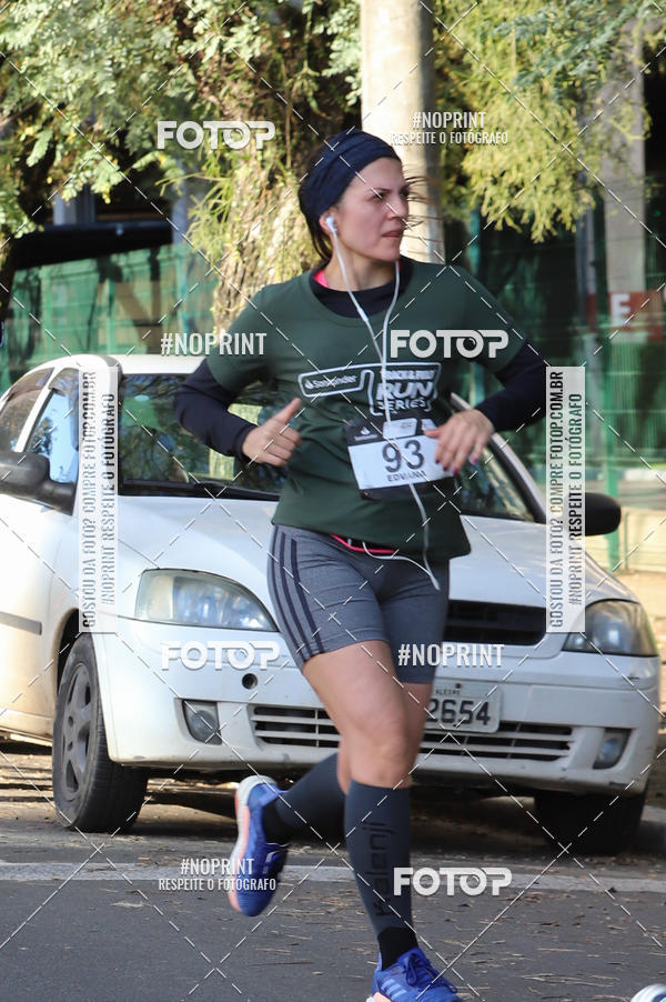 Buy your photos of the eventSANTANDER TRACK&FIELD RUN SERIES - Iguatemi Porto Alegre on Fotop