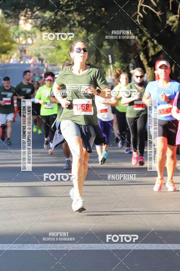 Buy your photos of the eventSANTANDER TRACK&FIELD RUN SERIES - Iguatemi Porto Alegre on Fotop