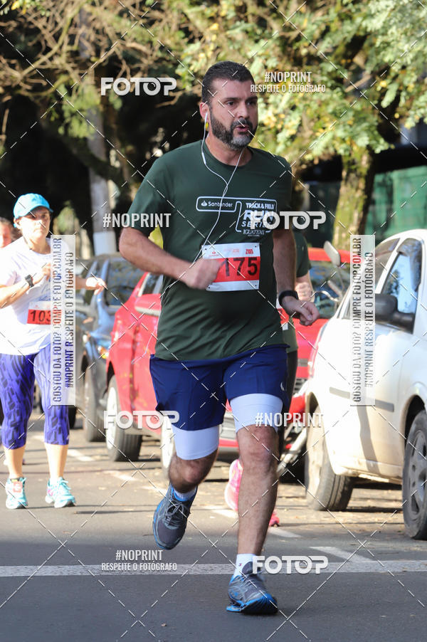 Buy your photos of the eventSANTANDER TRACK&FIELD RUN SERIES - Iguatemi Porto Alegre on Fotop