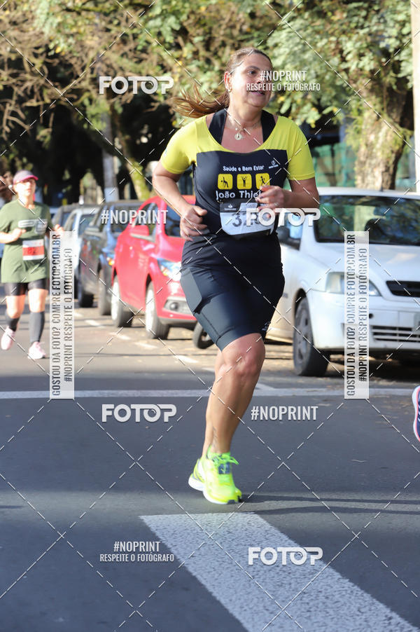 Buy your photos of the eventSANTANDER TRACK&FIELD RUN SERIES - Iguatemi Porto Alegre on Fotop