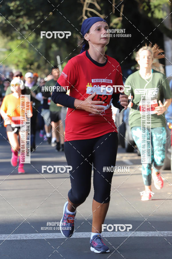 Buy your photos of the eventSANTANDER TRACK&FIELD RUN SERIES - Iguatemi Porto Alegre on Fotop