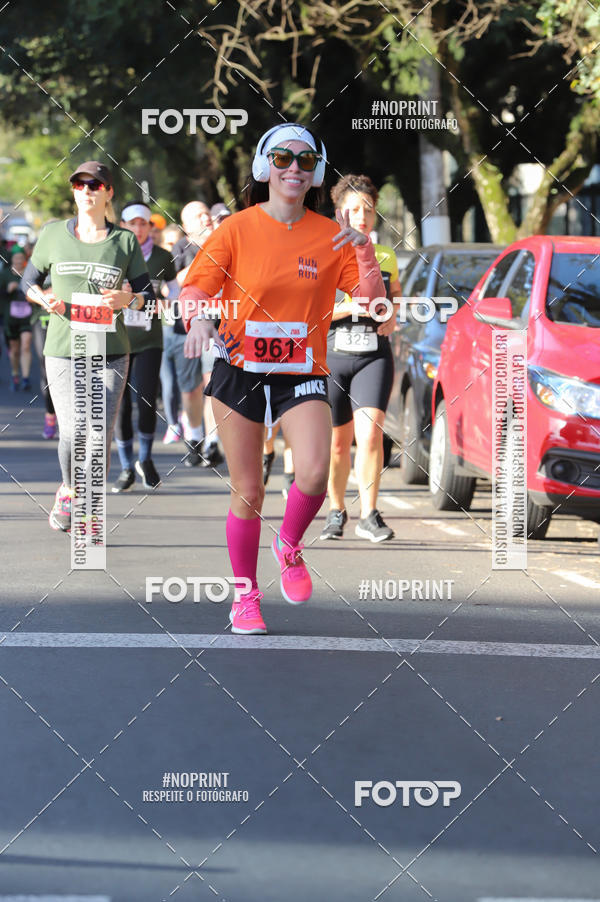 Buy your photos of the eventSANTANDER TRACK&FIELD RUN SERIES - Iguatemi Porto Alegre on Fotop