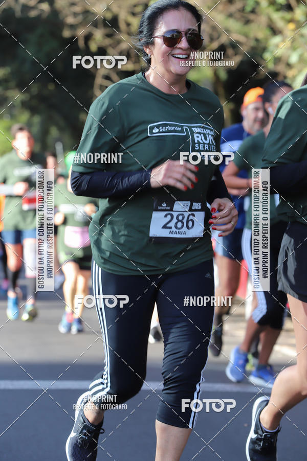 Buy your photos of the eventSANTANDER TRACK&FIELD RUN SERIES - Iguatemi Porto Alegre on Fotop