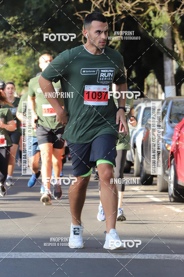 Buy your photos of the eventSANTANDER TRACK&FIELD RUN SERIES - Iguatemi Porto Alegre on Fotop