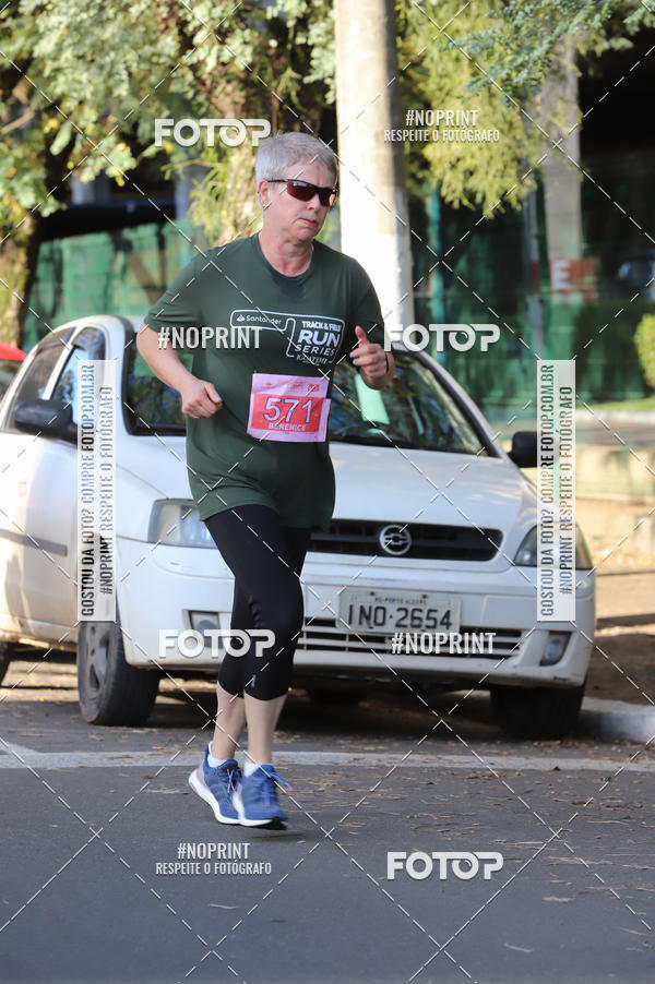 Buy your photos of the eventSANTANDER TRACK&FIELD RUN SERIES - Iguatemi Porto Alegre on Fotop