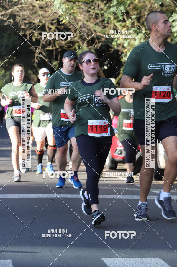 Buy your photos of the eventSANTANDER TRACK&FIELD RUN SERIES - Iguatemi Porto Alegre on Fotop