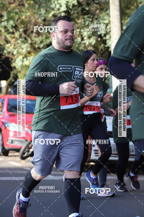 Buy your photos of the eventSANTANDER TRACK&FIELD RUN SERIES - Iguatemi Porto Alegre on Fotop