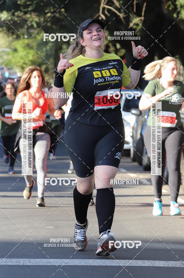 Buy your photos of the eventSANTANDER TRACK&FIELD RUN SERIES - Iguatemi Porto Alegre on Fotop