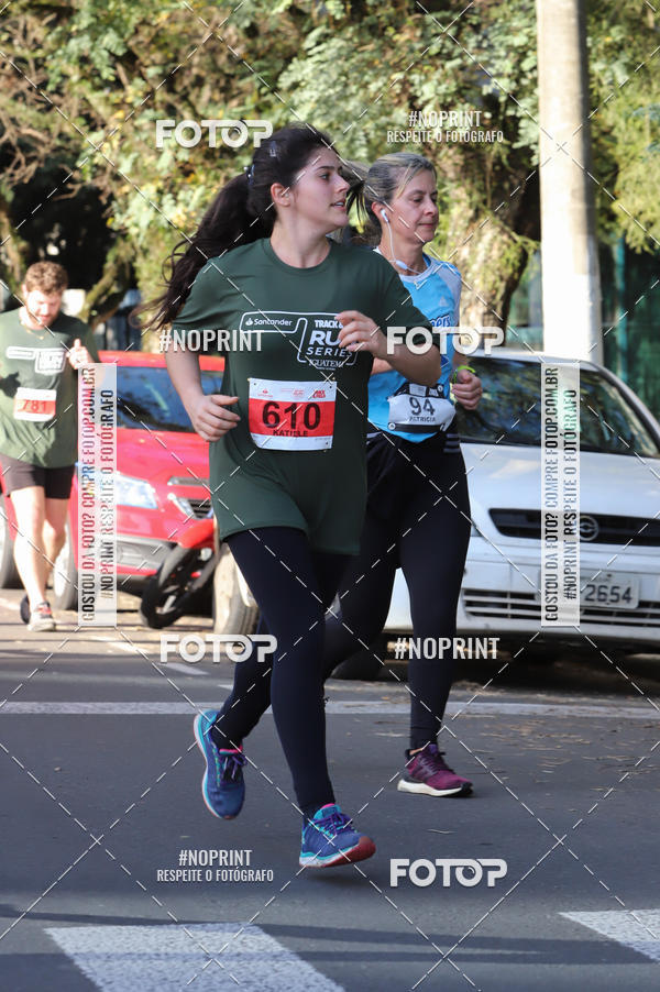 Buy your photos of the eventSANTANDER TRACK&FIELD RUN SERIES - Iguatemi Porto Alegre on Fotop