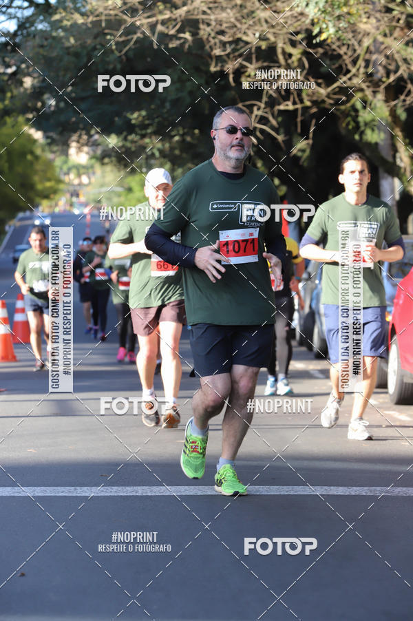 Buy your photos of the eventSANTANDER TRACK&FIELD RUN SERIES - Iguatemi Porto Alegre on Fotop