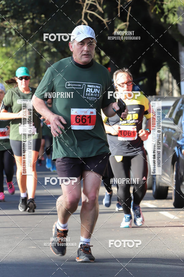 Buy your photos of the eventSANTANDER TRACK&FIELD RUN SERIES - Iguatemi Porto Alegre on Fotop