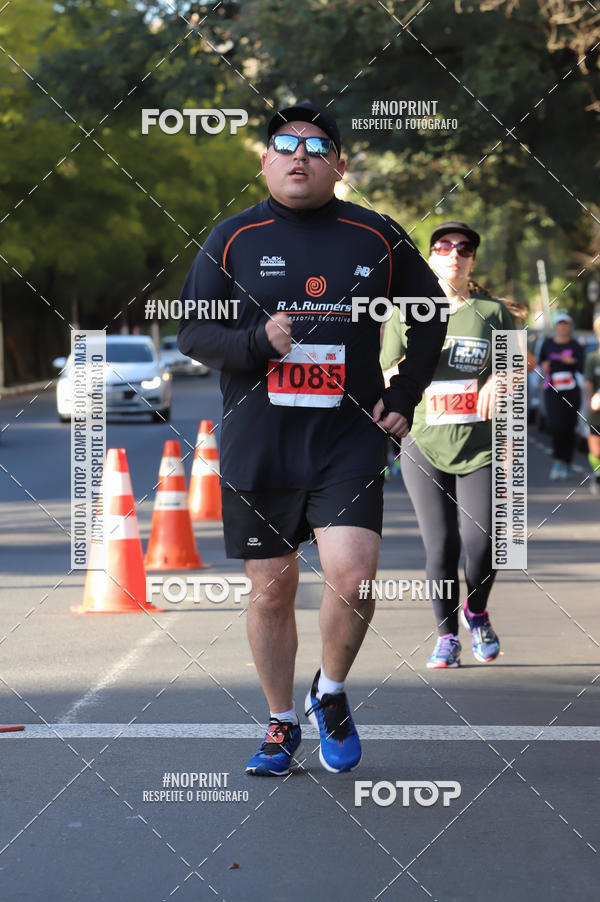 Buy your photos of the eventSANTANDER TRACK&FIELD RUN SERIES - Iguatemi Porto Alegre on Fotop
